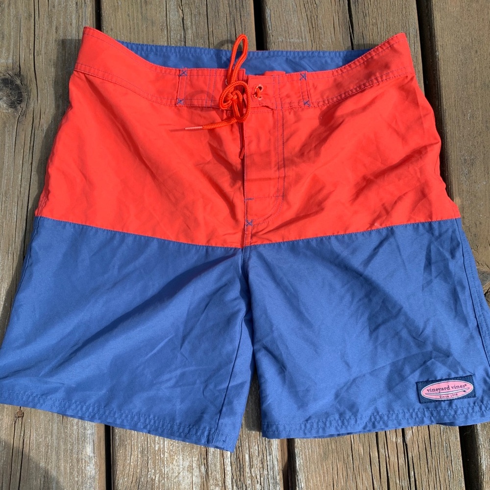 Vineyard vines shorts